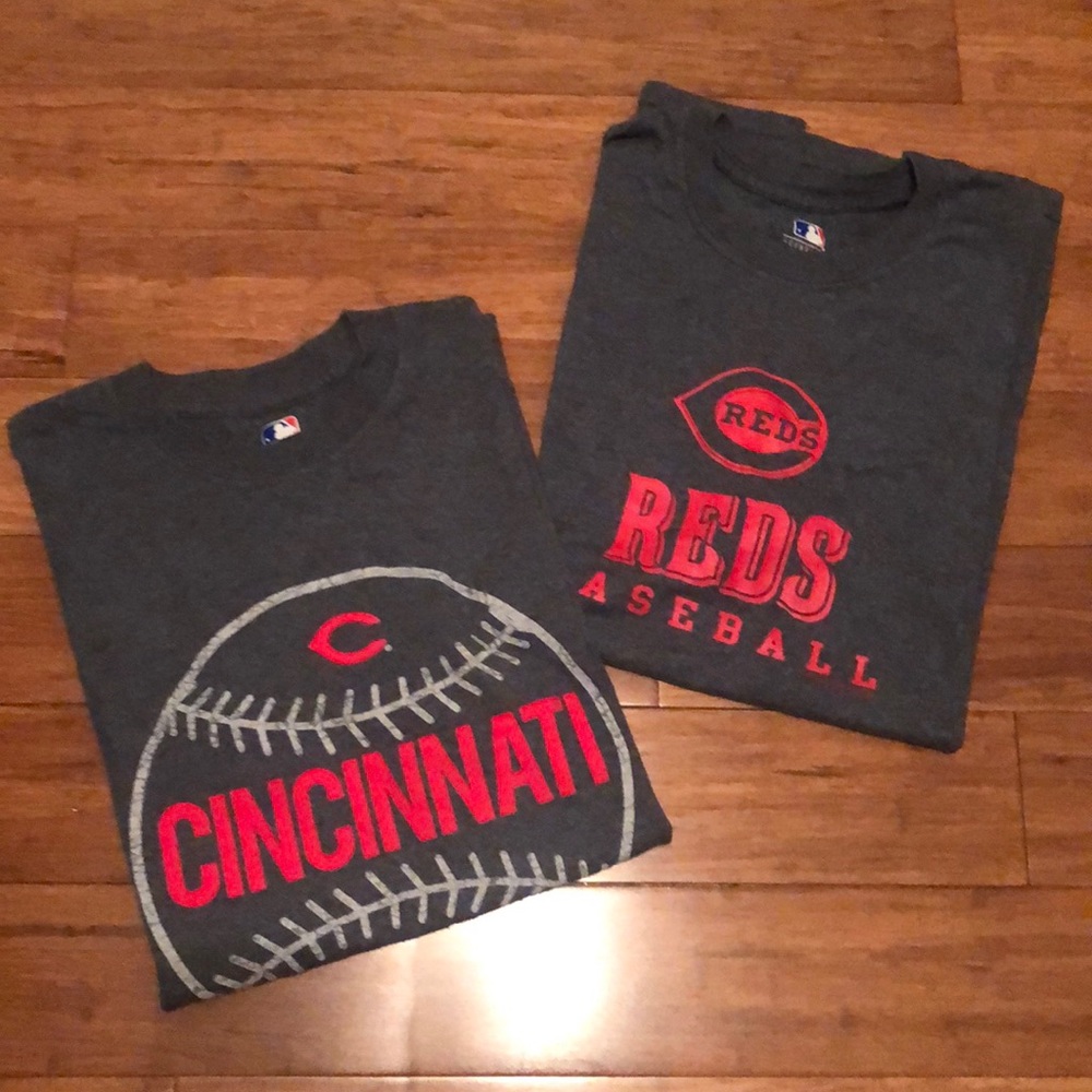 Two Cincinnati Reds Adult Medium T-Shirts